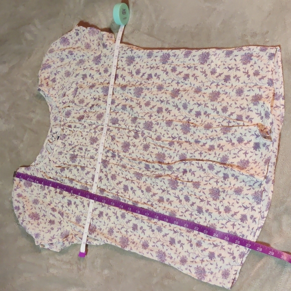 Blue Mountain Purple Floral Blouse - Picture 6 of 6